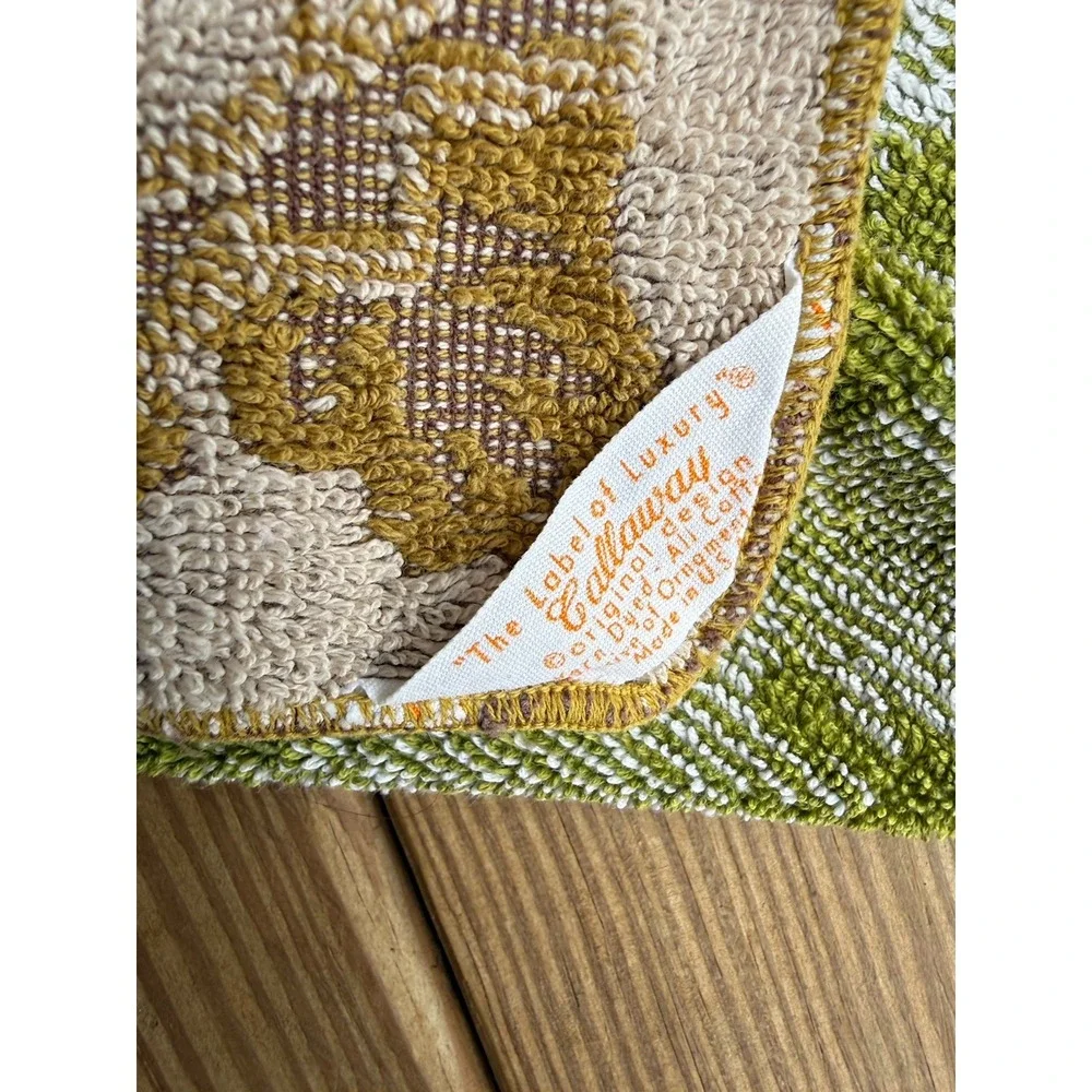 VTG MCM Callaway Milliken Towel Avocado Fringe Gold Daisy Floral & 2 Washcloths